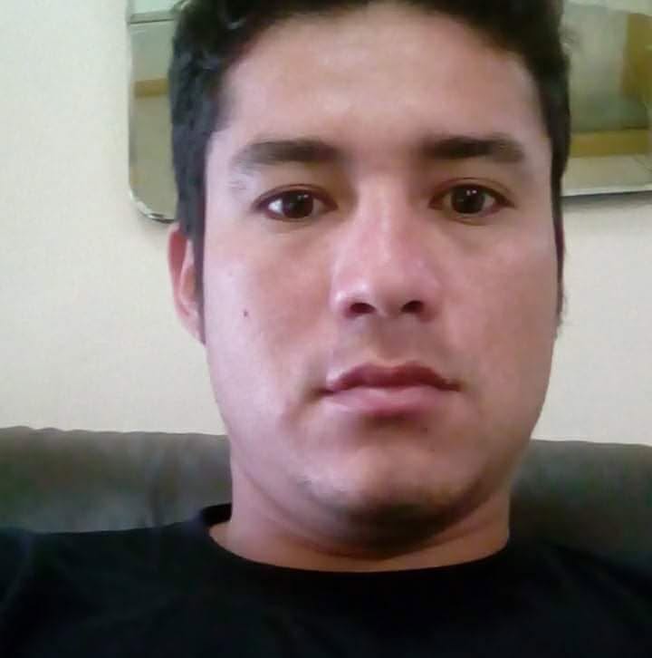 <em>Carlos Sánchez</em>